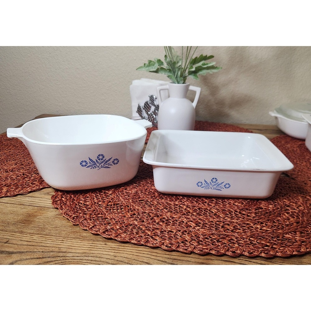 VINTAGE CorningWare 2 piece Set. Blue Cornflower. - Picture 2 of 5
